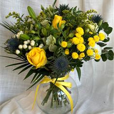 Daisy vase