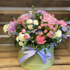 Maggie hatbox