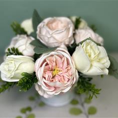 X Pale pink and white mini grave pot