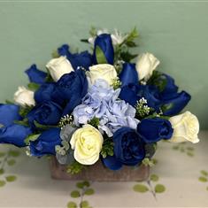 X Blue and white grave pot