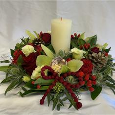 Christmas table arrangement - Available 18th Dec
